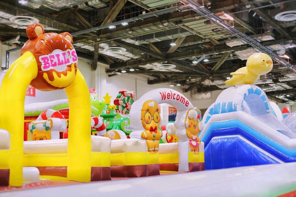 amusement park of inflatables