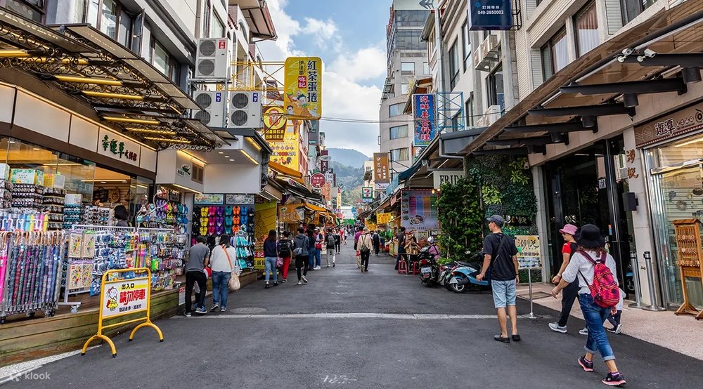 日月潭景點伊達邵碼頭老街