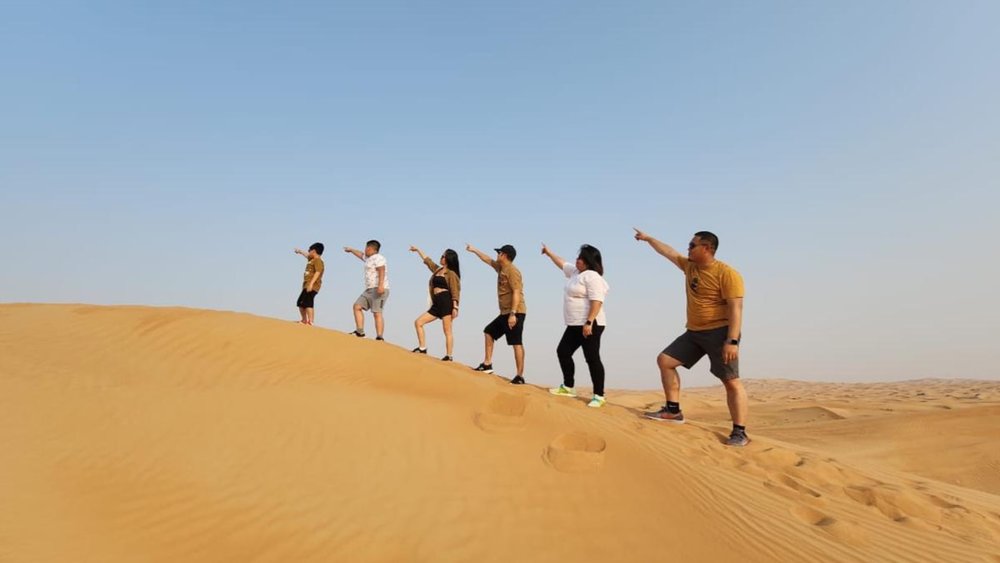 Evening Desert Safari & Dinner in Dubai