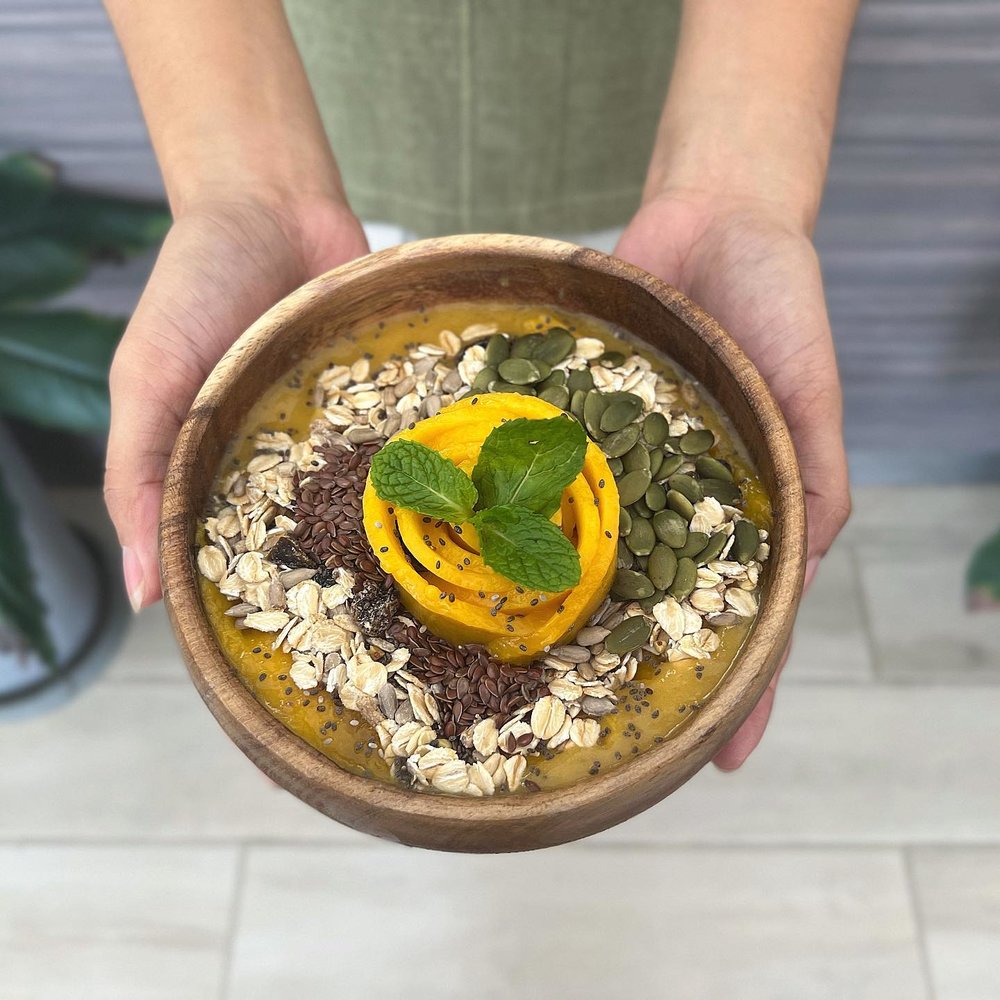 Tropical Smoothie Bowl