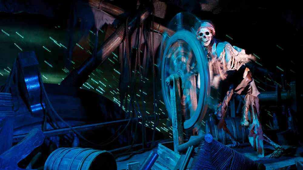 tokyo disneyland pirates of the carribean