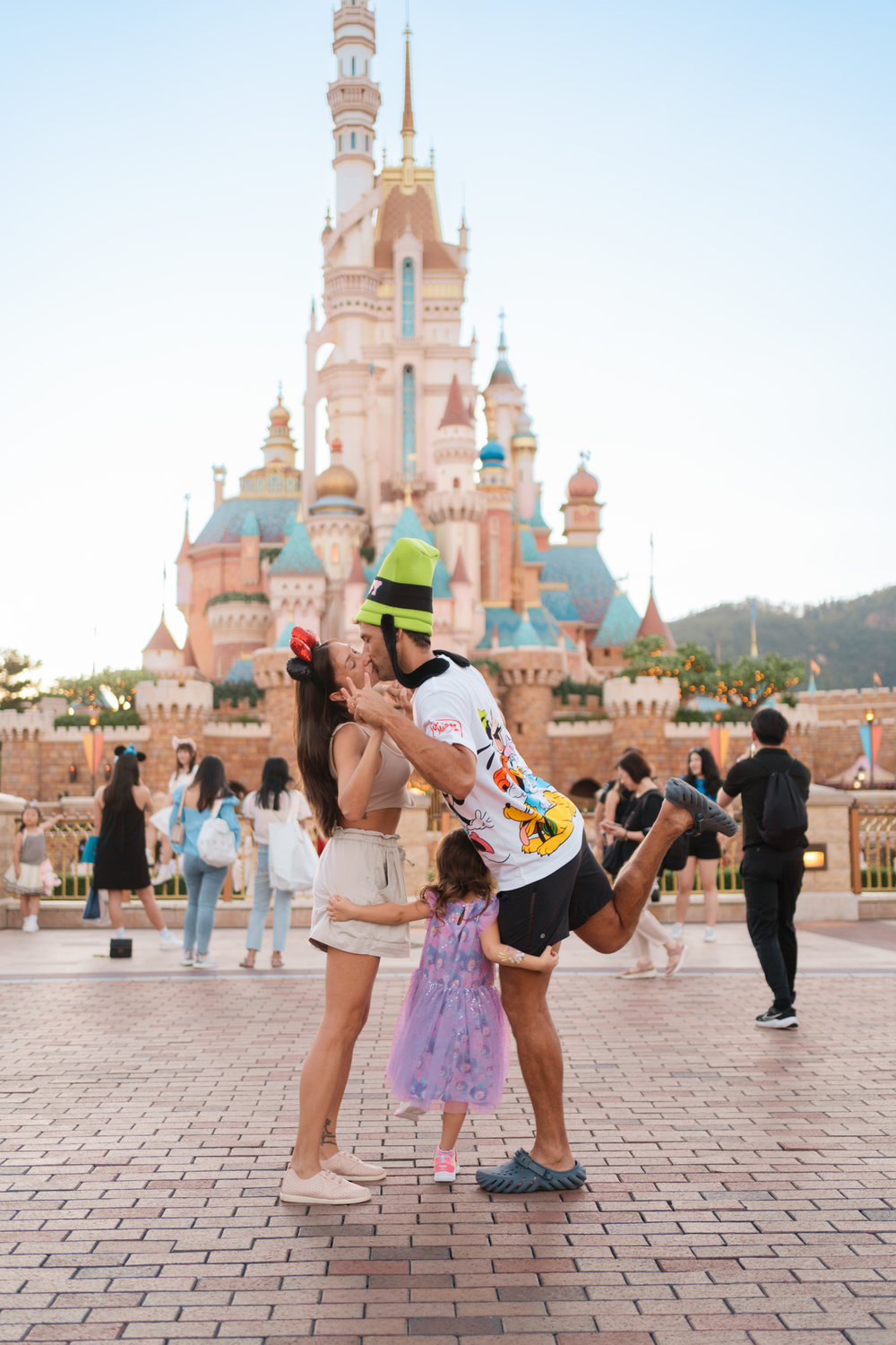 bolzicos in hong kong disneyland castle