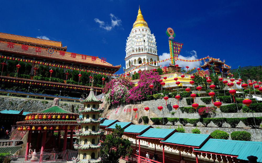 Check-in Khách Sạn Và Tham Quan Chùa Kek Lok Si