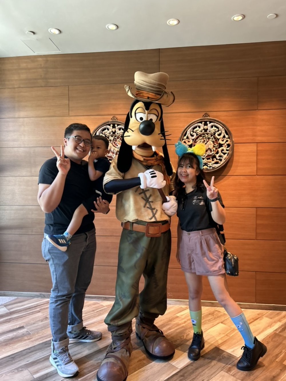 Photos with Disney Character at Dragon Wind Disney Explorers Lodge Hong Kong
