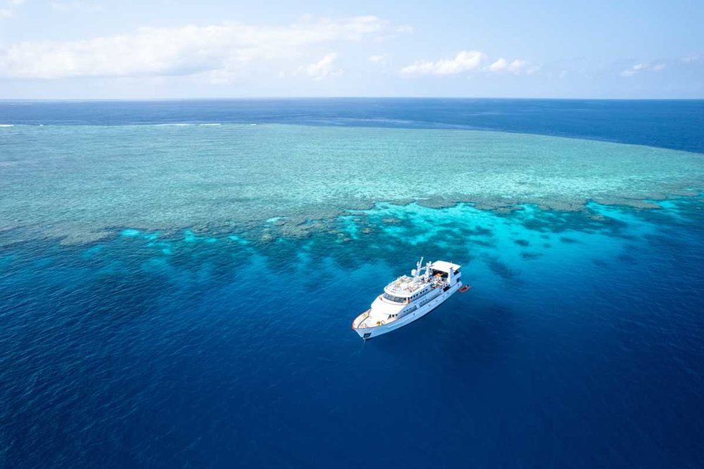 グレートバリアリーフとボート