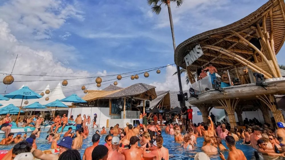 Finns NYE at Finns Beach Club