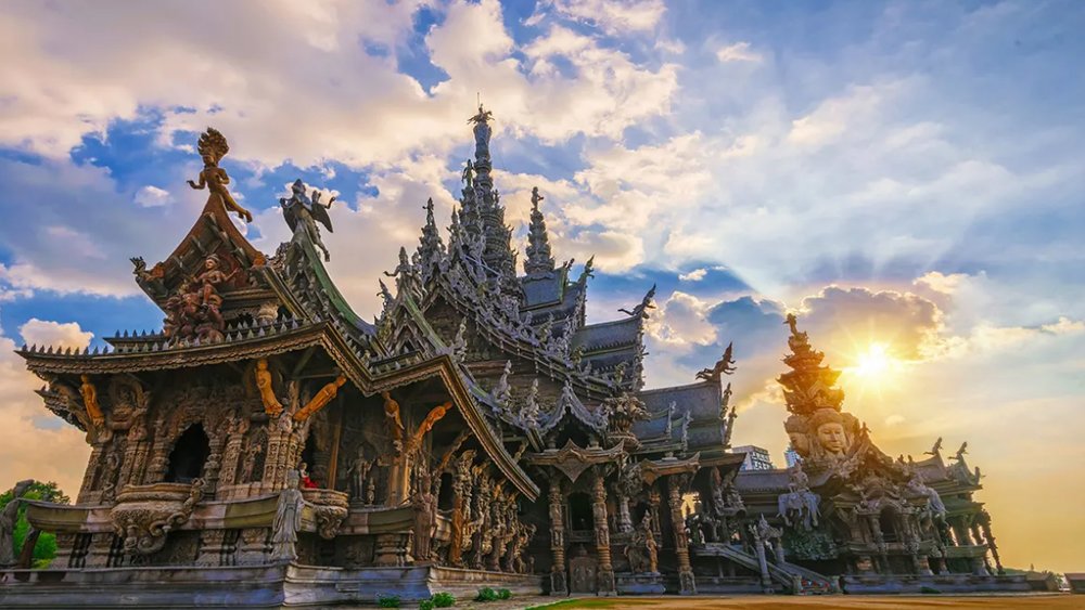 Triển Lãm Art In Paradise Pattaya