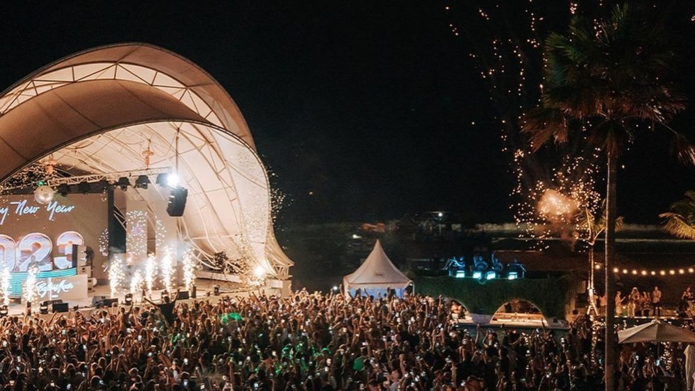 Kungs at Cafe del Mar