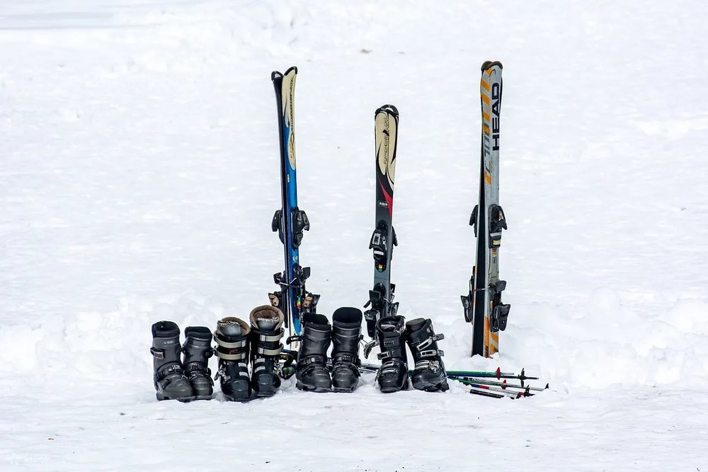 Gala ski gear