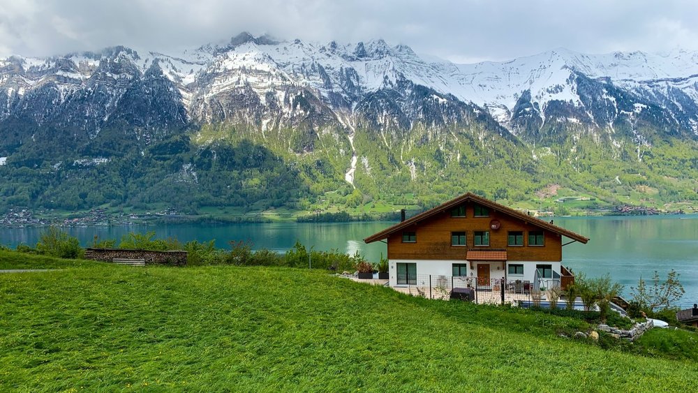 Witness enchanting views throughout your stay in Switzerland. Credits to Aswathy N on Unsplash