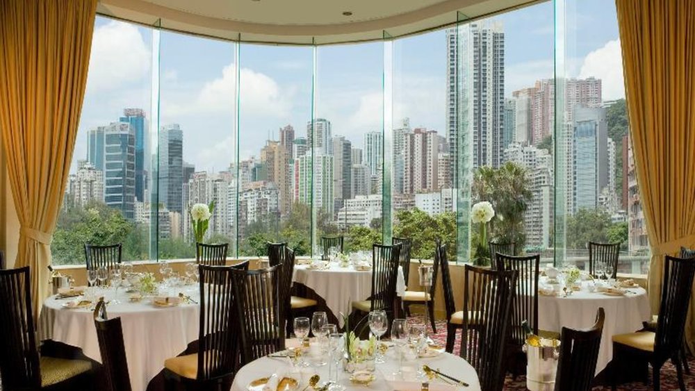 You'll find views for days at Regal Hongkong Hotel! Credits to Klook