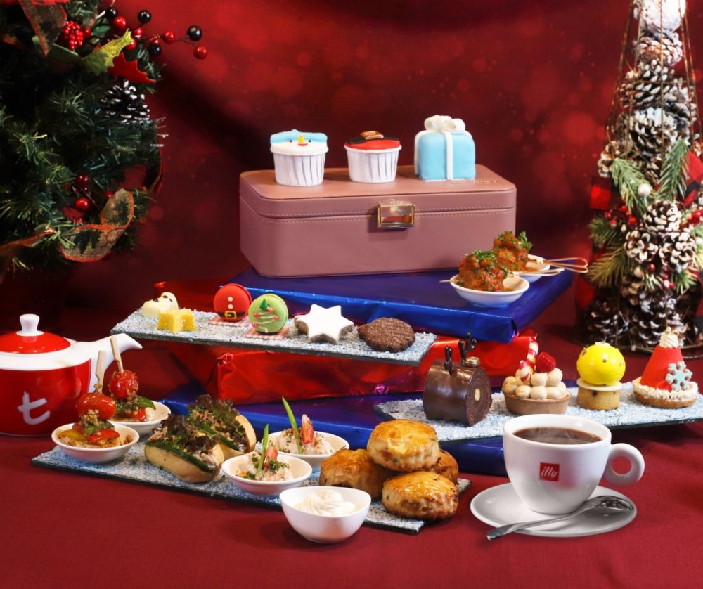 Christmas hi tea at Latitude 03⁰ 06' in Le Meridien Petaling Jaya