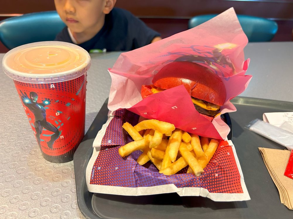 Starliner Diner Burger