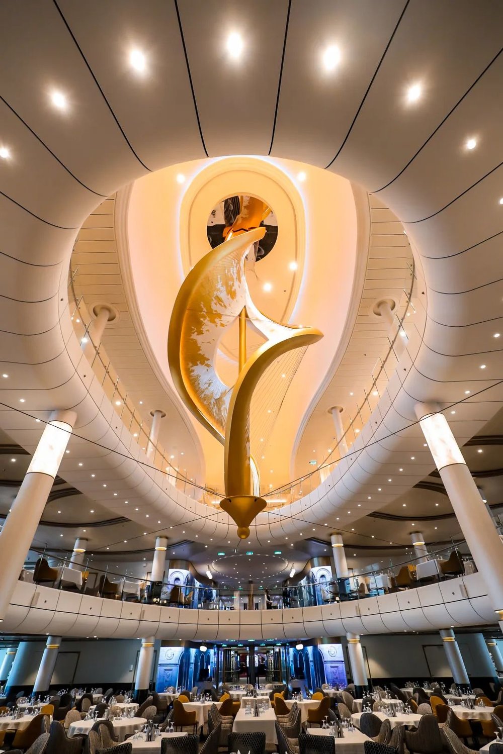 CN - 皇家加勒比 - 餐厅