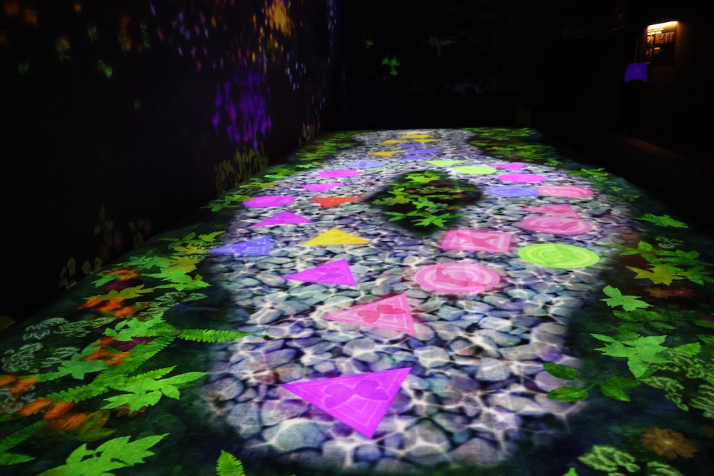 eamlab future park okinawa  hopscotch