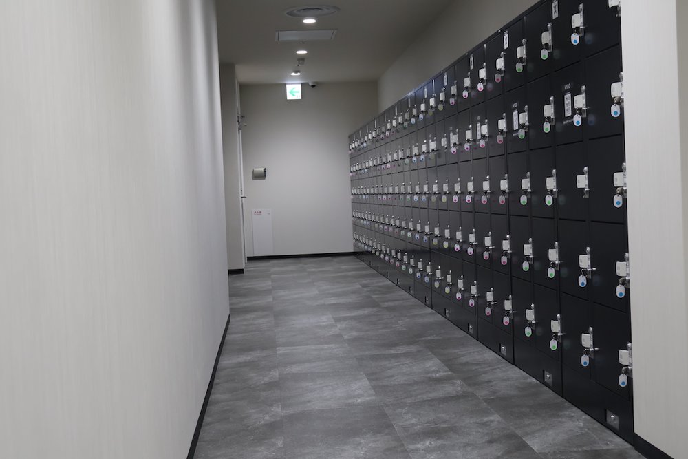 98927 teamlab future park okinawa lockers