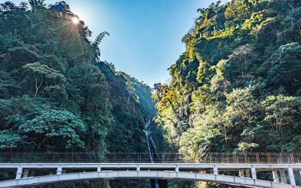  Thác Song Long Hùng Vĩ Với Vẻ Đẹp Nên Thơ 