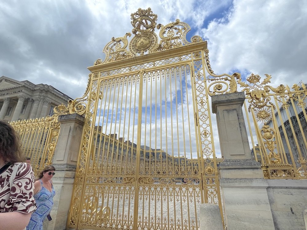 ヴェルサイユ宮殿　正門