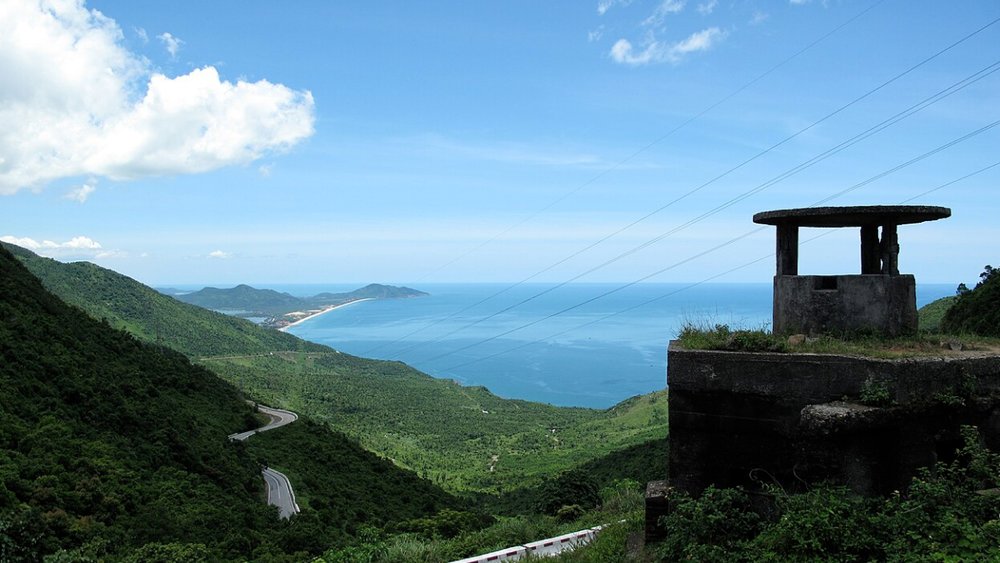 Săn Mây Tại Sân Thượng Của Đèo Hải Vân