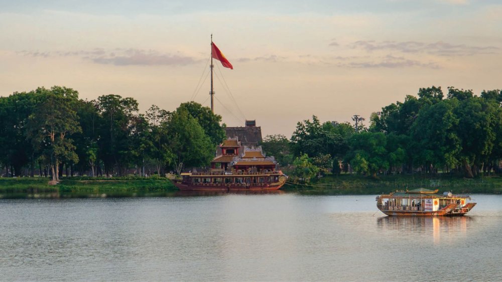 Check-in Cùng Bến Văn Lâu