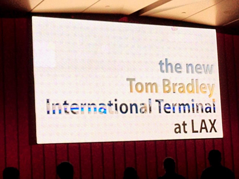 LA LAX空港 トム・ブラッドレー国際線ターミナル(TBIT)