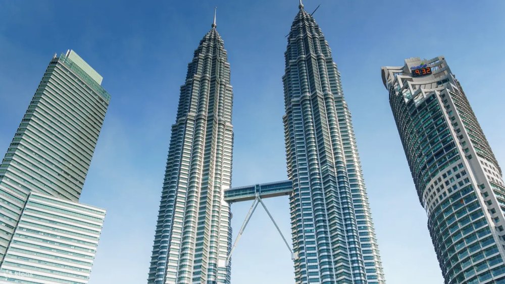 1. PETRONAS Twin Towers