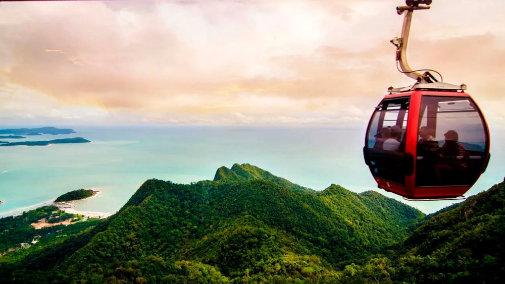 8. Langkawi Cable Car (SkyCab)