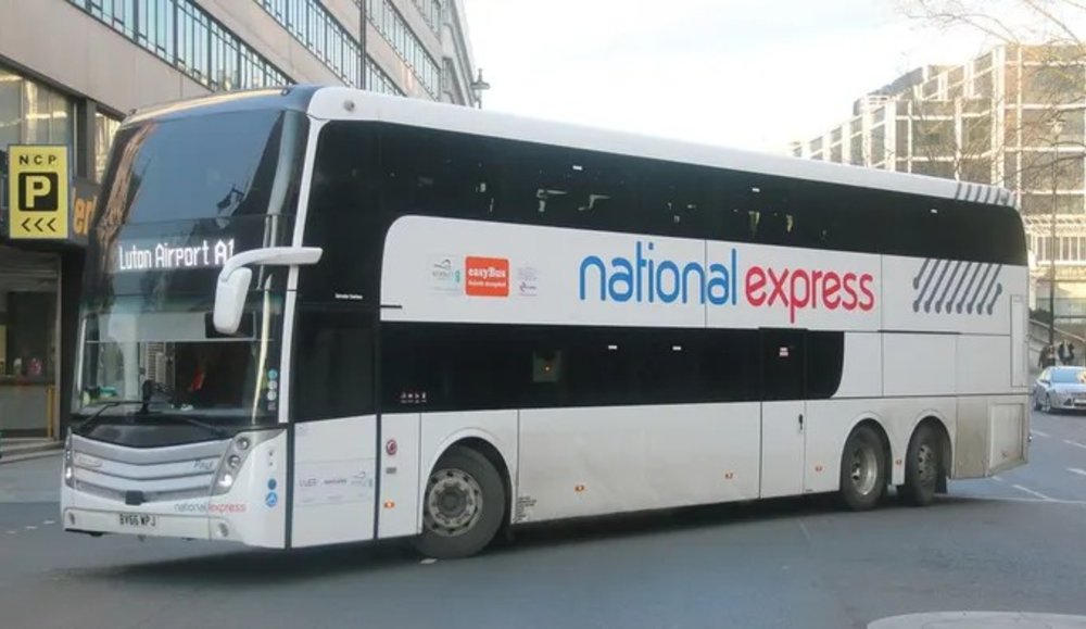 Heathrow 機場巴士 National Express