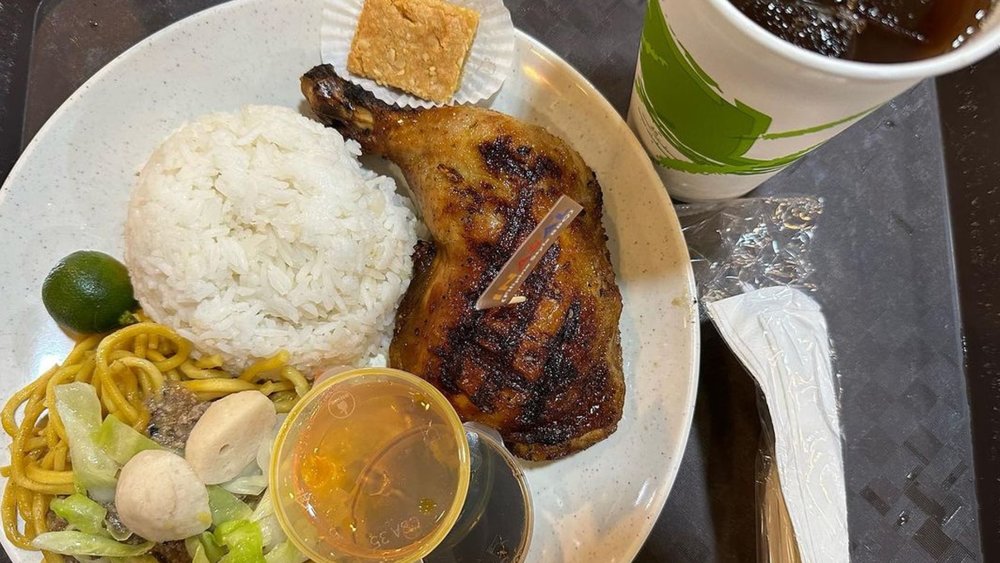 Filipino food always hits the spot. Credits to @leonardtanhw on Instagram