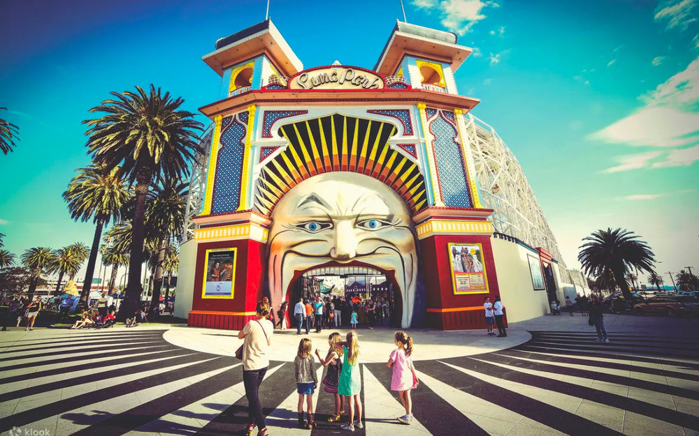 dia-diem-du-lich-melbourne-uc