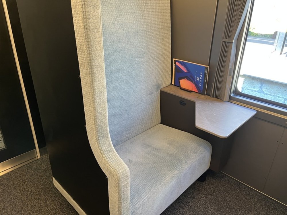 Spacia X 半包廂座位