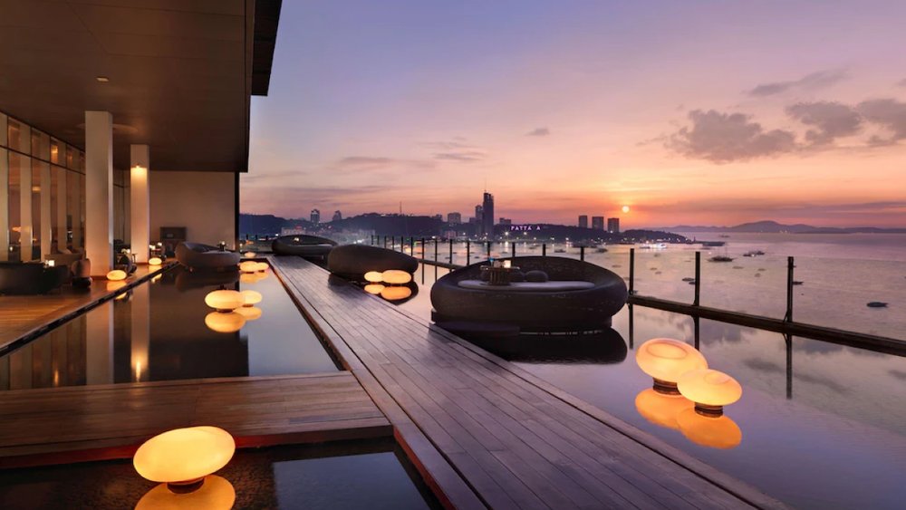Khách Sạn Hilton Pattaya - Khách Sạn Tại Trung Tâm Pattaya Cực Kỳ Tiện Lợi