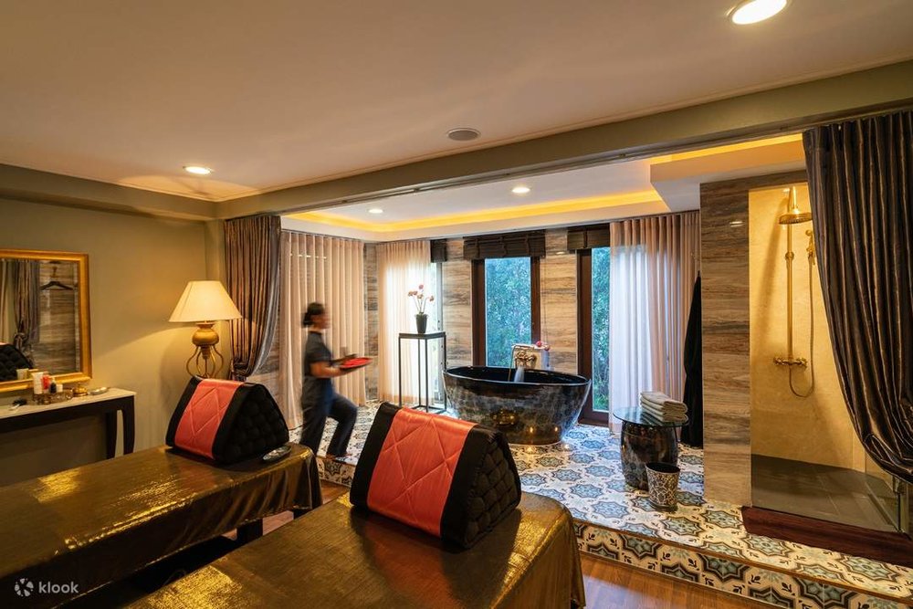 diora spa treatment room