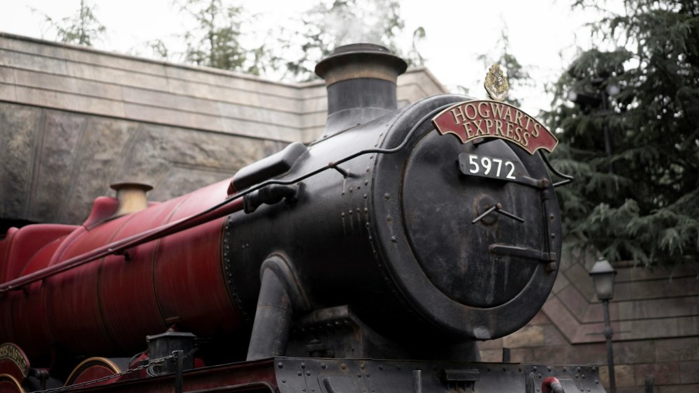 Get transported to the mystic world of Harry Potter at Universal Studios Japan!