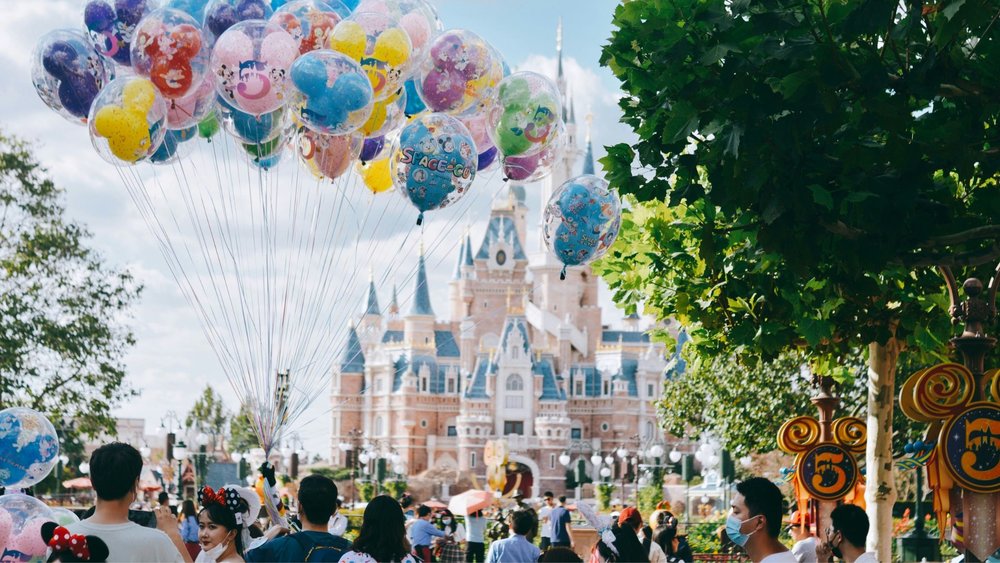 There's no place I'd rather be than Disneyland Park Shanghai. Credits: @erinwith on Unsplash