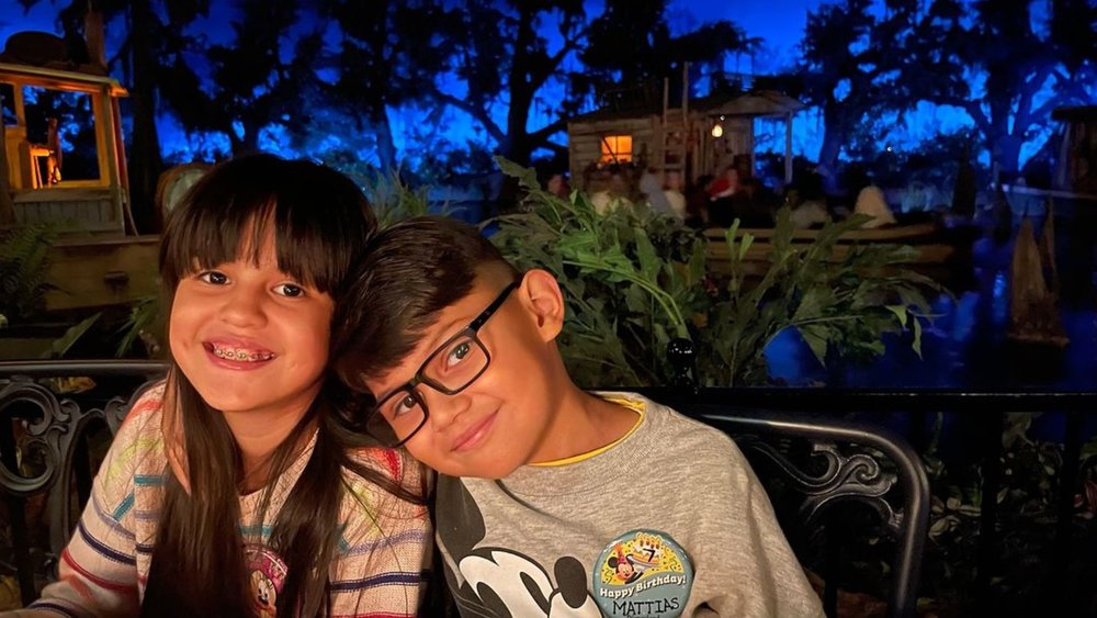 Done riding the Pirates of the Caribbean? Check out Blue Bayou to fill your stomach! Image credits to @ayala.daniel on Instagram.