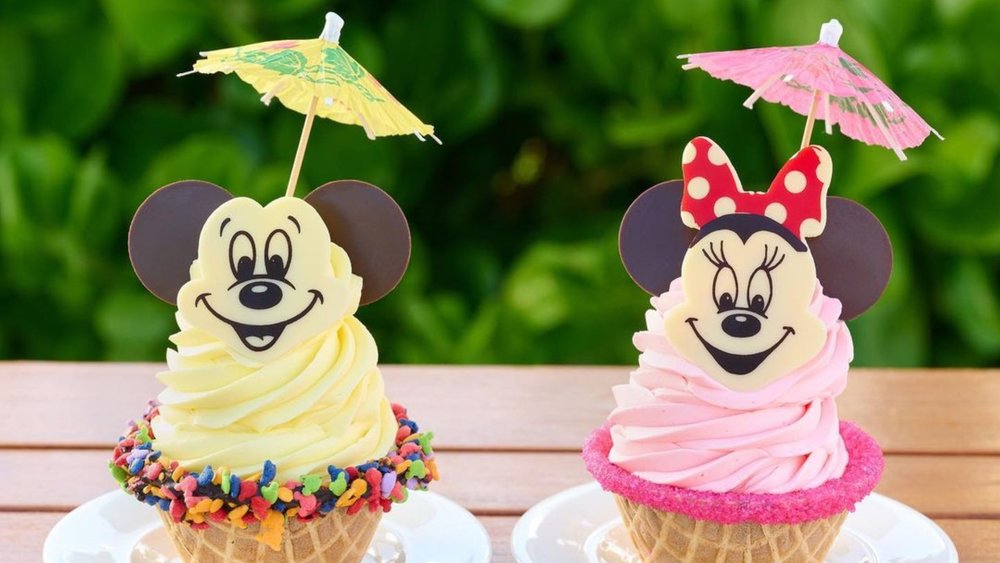 Savor the tropical bliss of Dole Whip as you embrace the magic at Disney California Adventure Park! Image credits to @disneyeats on Instagram.