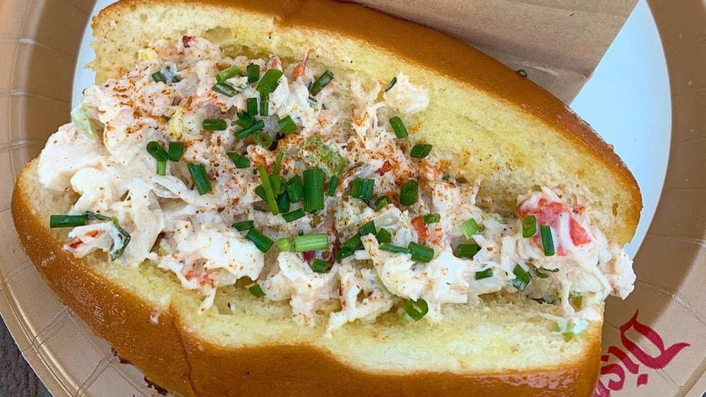 Delight in the seaside flavors of a Lobster Roll at Disneyland. Image credits to @disneatsland on Instagram.