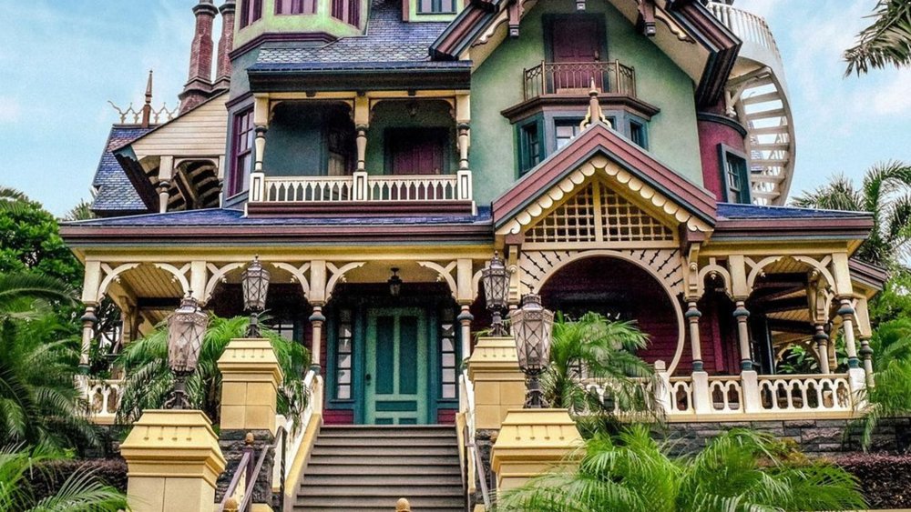 Ready to get a little weird? Channel your inner quirks and take a look at Lord Henry's eclectic art collection as you roam the halls of his Mystic Manor!