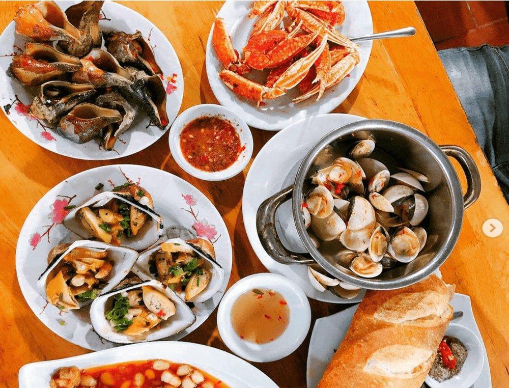 street food scooter tour