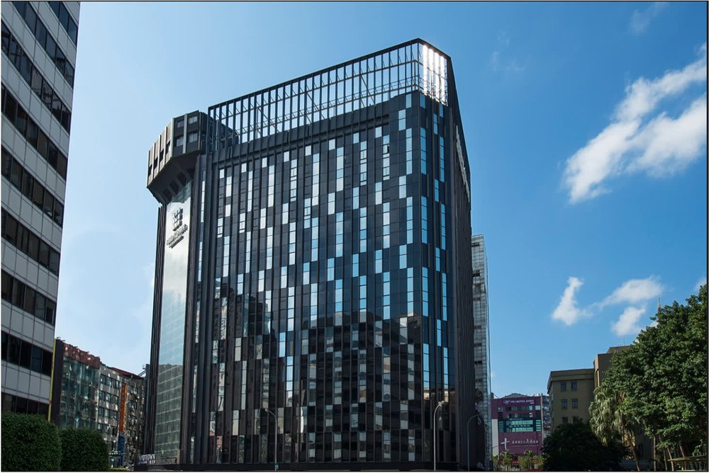Exteriors of Hotel Midtown Richardson in Taipei.