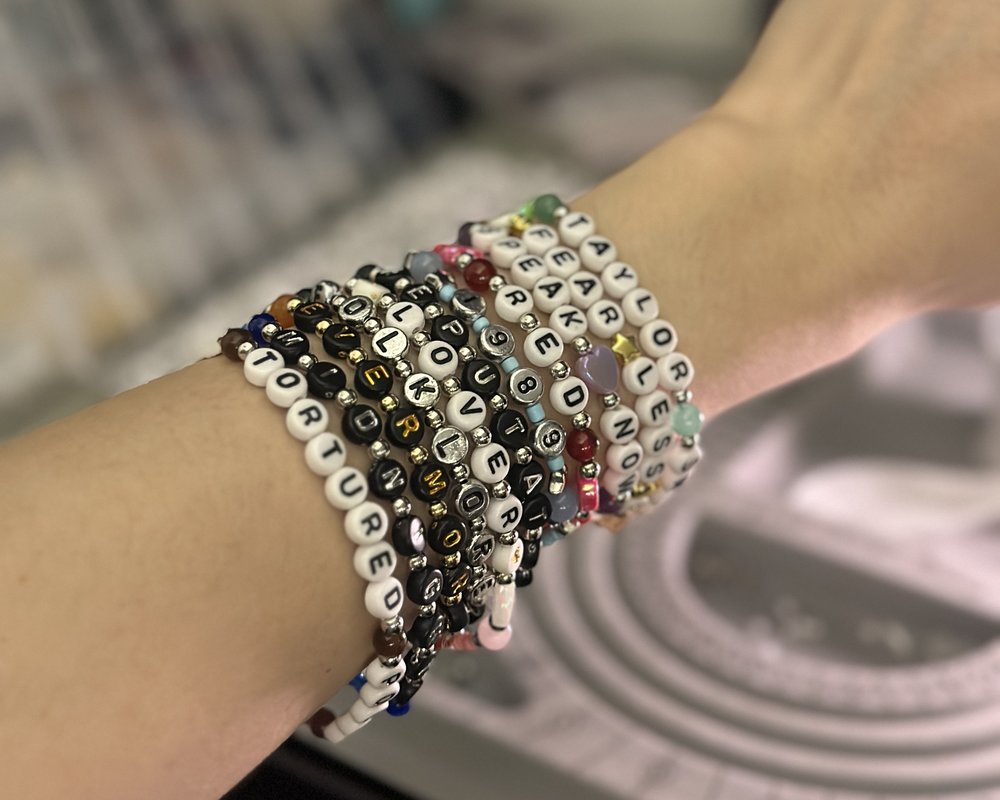 Taylor Swift Friendship Bracelets