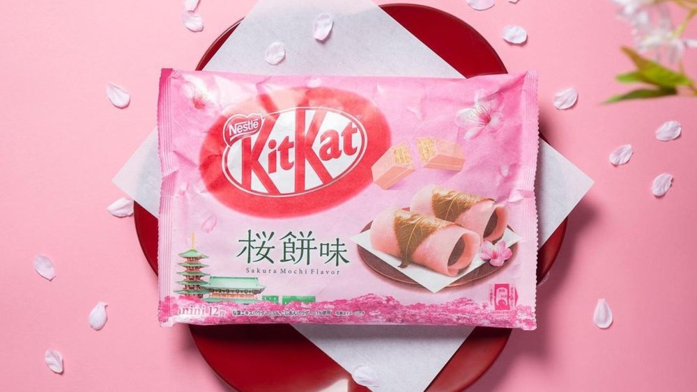 Try these popular treats with a unique twist the next time you drop by Don Quijote or any Japanese supermarket! Credits to @kitkat_japan_official on Instagram
