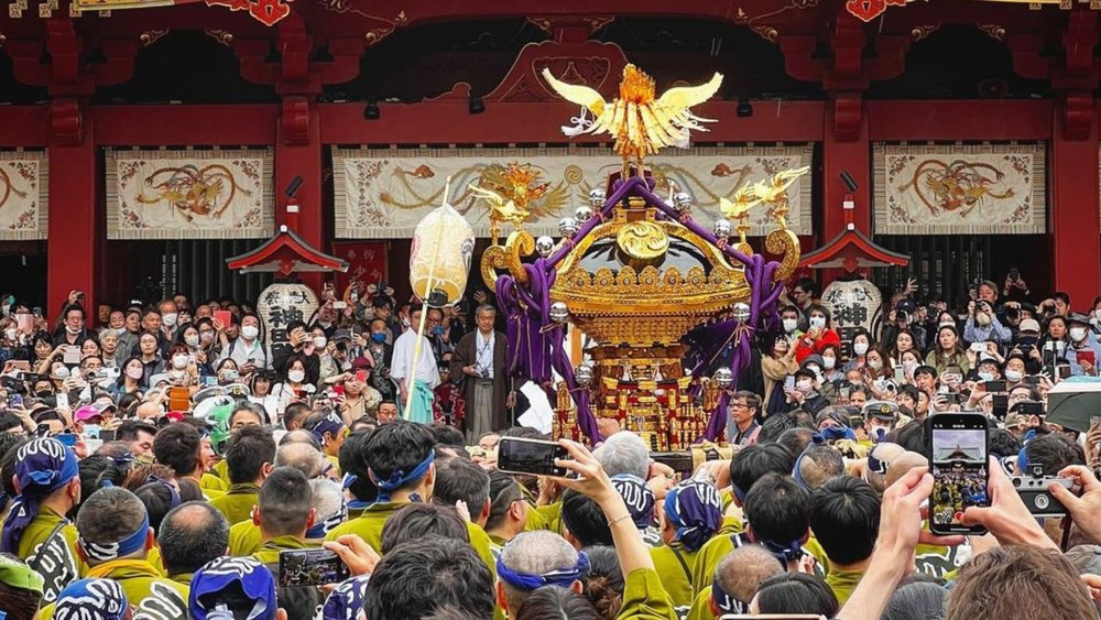 Take note of these cultural festivals when visiting Japan. Credits to @konnicheewah on Instagram