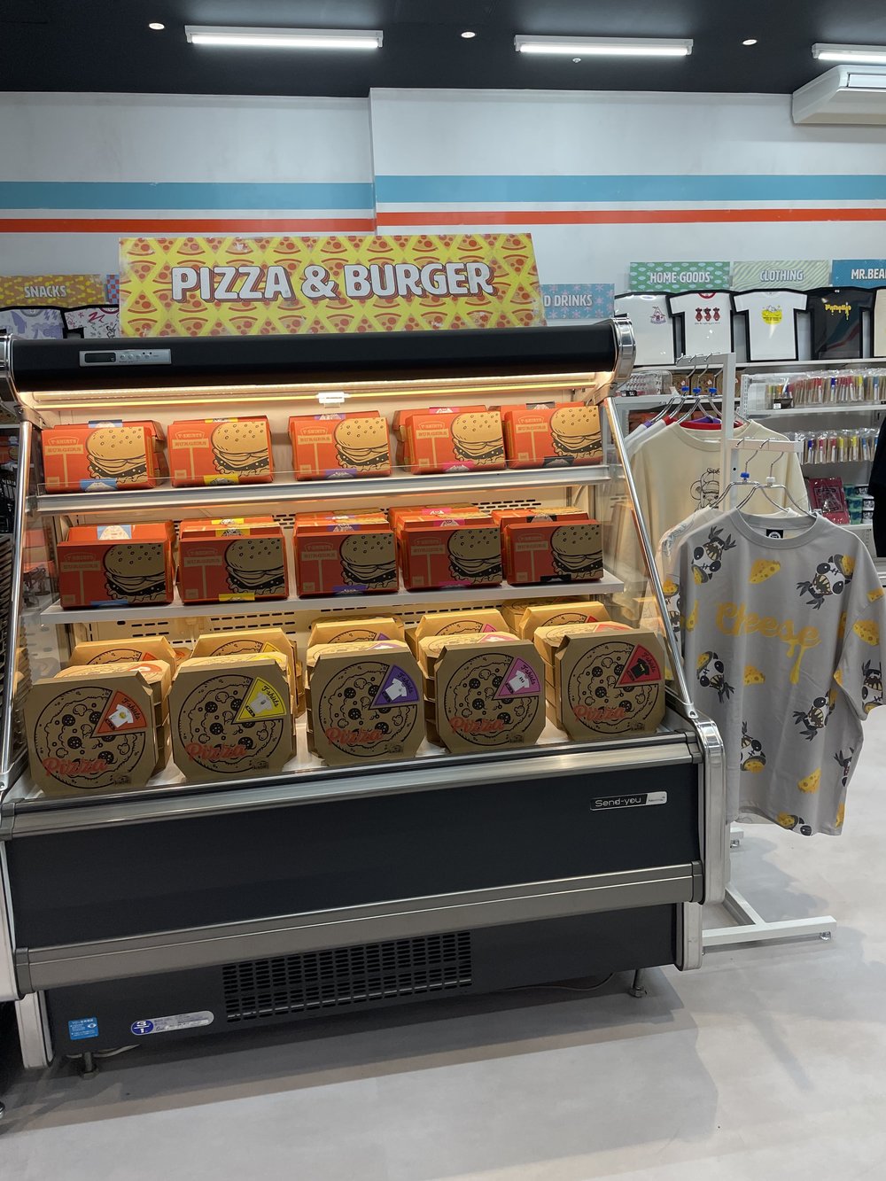 Immersive Fort Tokyo Shop