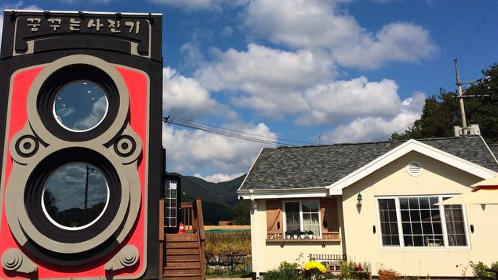 Don't miss out on all the unique destinations on this tour! Credits to @janice.in.motion on Instagram