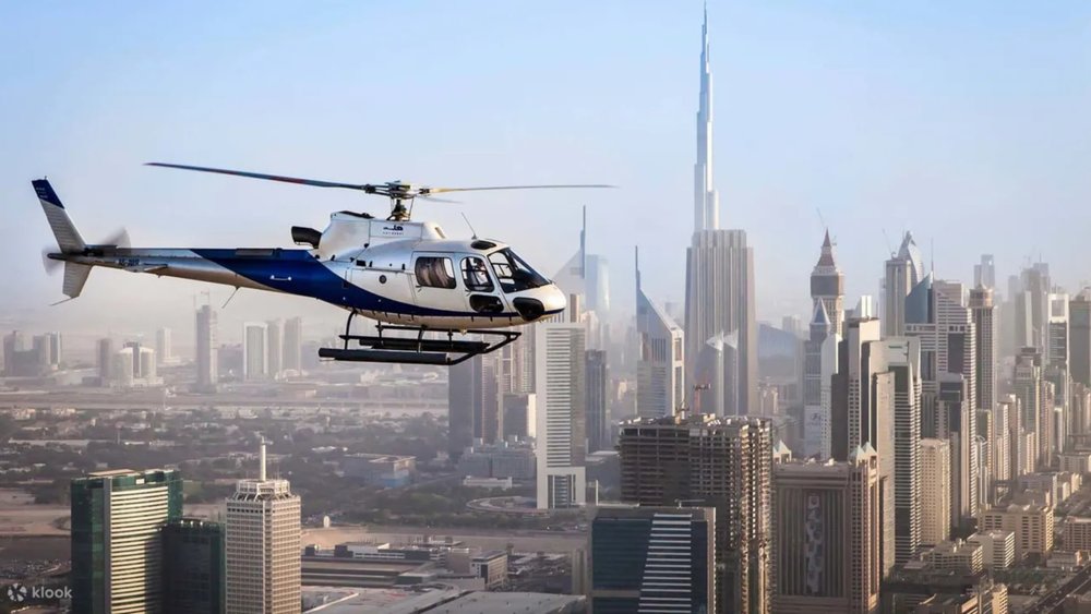 helicopter tour by HeliDubai.