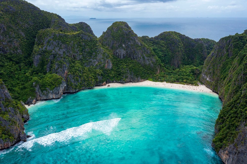 อ่าวมาหยา เกาะพีพี กระบี่