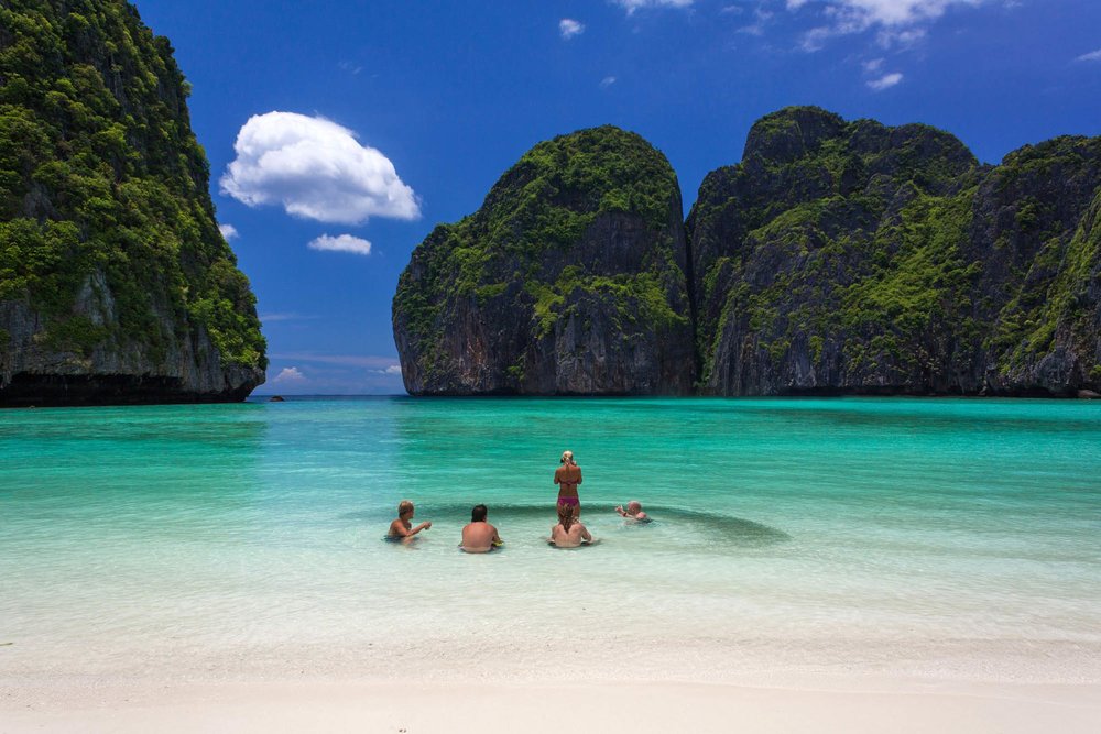 อ่าวมาหยา เกาะพีพี กระบี่