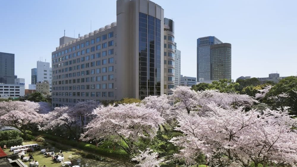 Impressive facilities and pristine clean bedrooms await at The Prince Sakura Tower, Autograph Collection!